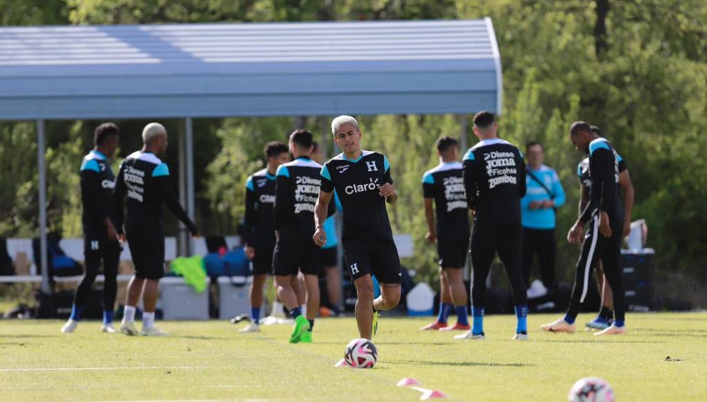 El 11 titular que ha usado Honduras en entrenos previo a juego ante Costa Rica