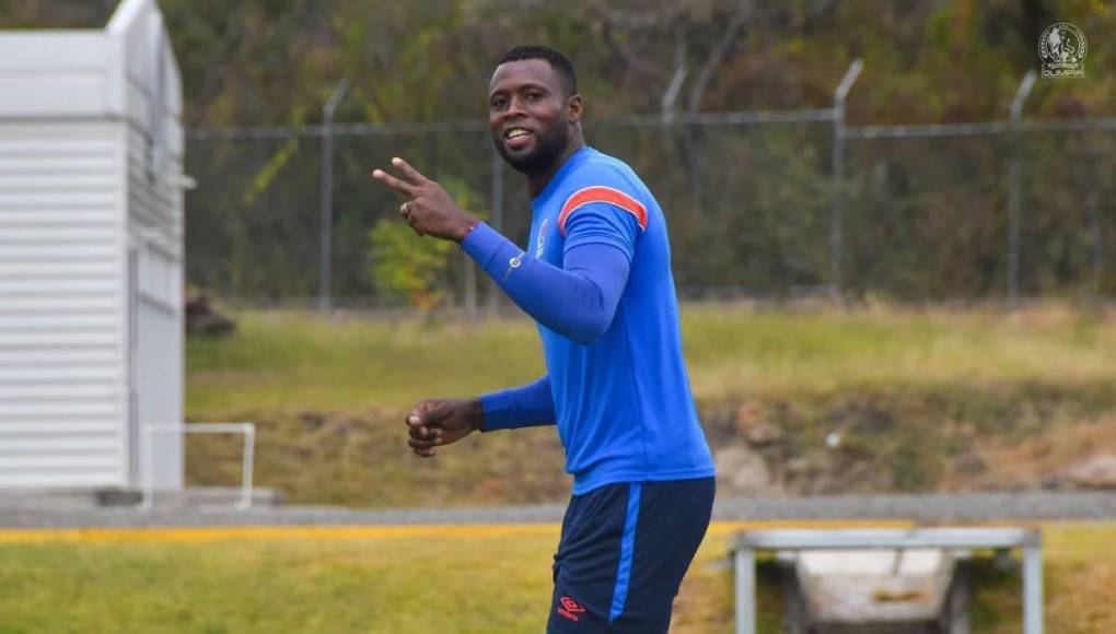 Olimpia y su poderoso 11 para clásico ante Real España