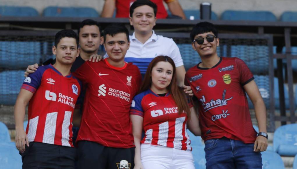 Real España - Olimpia: Ambiente en el estadio Olímpico previo al duelo de repechaje