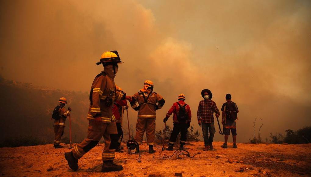 Chile llora Valparaíso: suman 122 muertos en incendios forestales