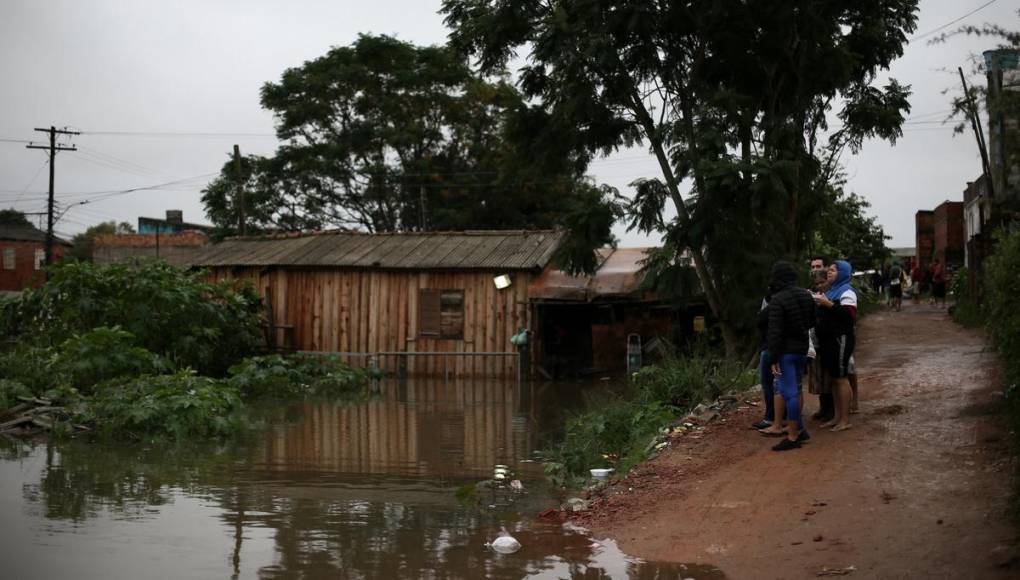 Suman 56 muertos en el sur de Brasil por desastre climático