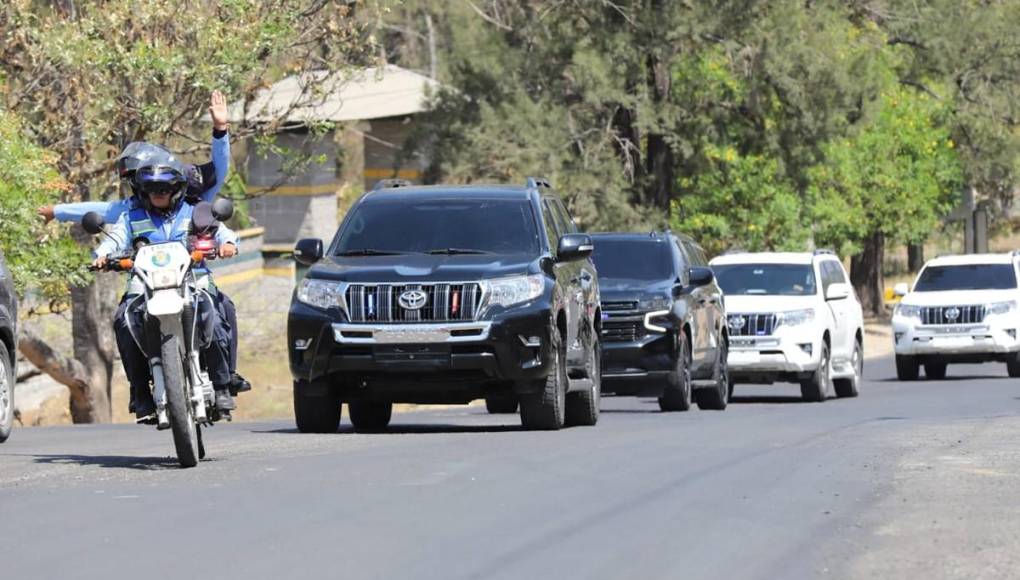 Trasladan al Fuerte Cabañas a los dos generales que testificaron en juicio de JOH