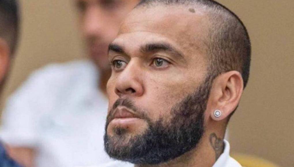 Dani Alves queda en libertad tras pagar millonaria fianza y las restricciones que tendrá