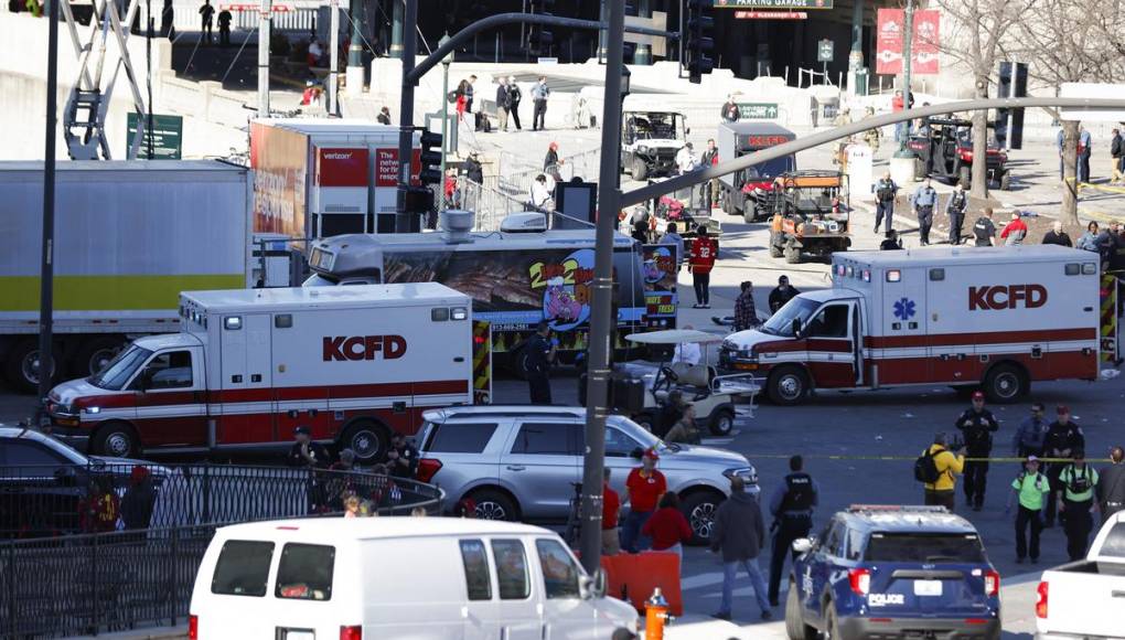 Un muerto y nueve heridos: ¿qué se sabe del tiroteo en el desfile del Super Bowl?