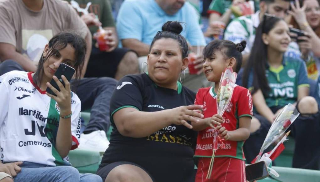 El bonito detalle de Marathón con las madres, tristeza del Génesis y el invitado de lujo