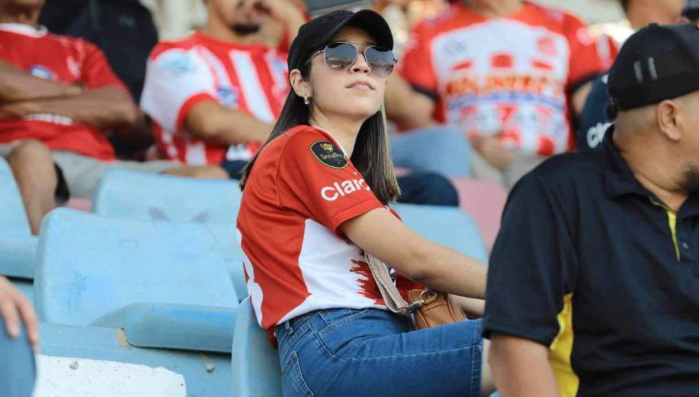 El Yankel estuvo lleno de hermosuras: Las bellas mujeres que visitaron los estadios