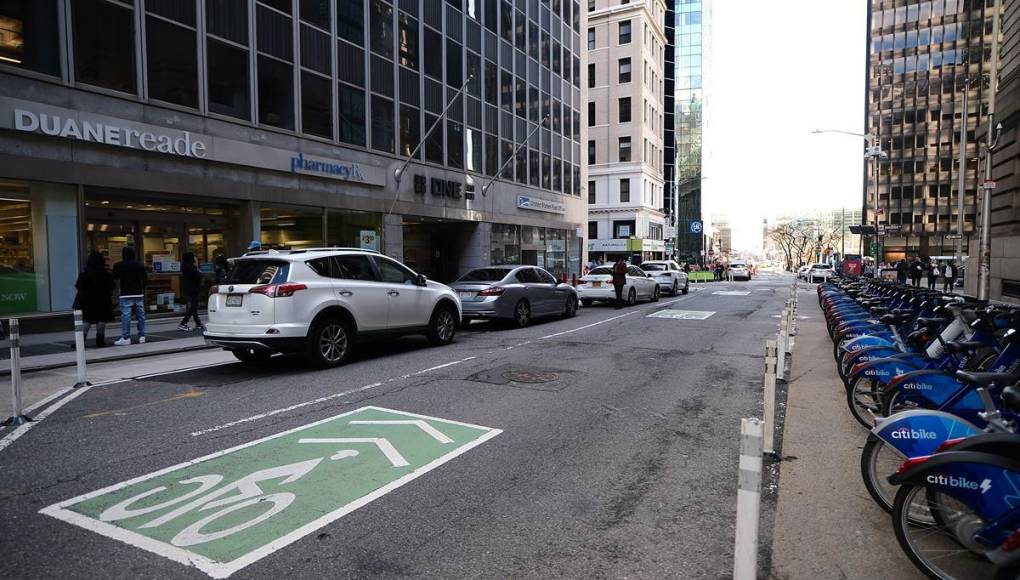 El Escudo Nacional y pedalear con un zoológico: las curiosidades que encontramos en Nueva York