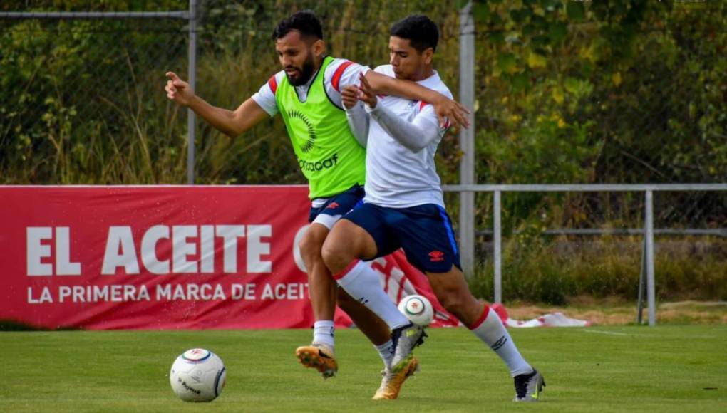 Olimpia y su poderoso 11 para clásico ante Real España