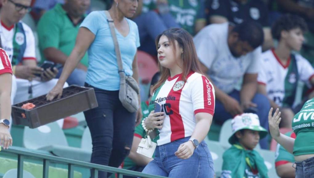 El Yankel estuvo lleno de hermosuras: Las bellas mujeres que visitaron los estadios