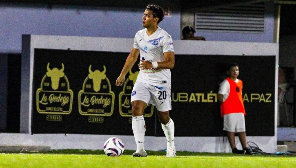 Joshua Canales, salió del Olimpia, pasó por Liga MX y ahora juega en Herediano