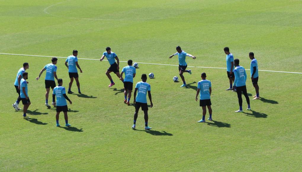 ¿Y Rueda? Selección de Honduras cierra microciclo sin su DT