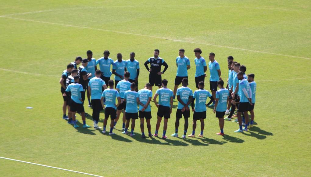 ¿Y Rueda? Selección de Honduras cierra microciclo sin su DT