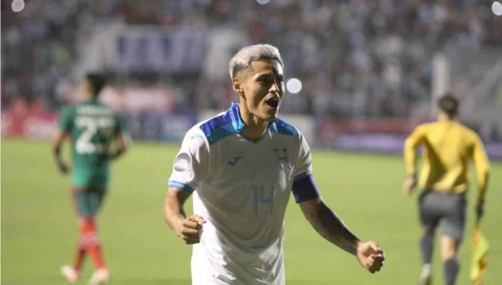 El 11 titular que pondría Rueda con Honduras ante Costa Rica, según Roger Rojas