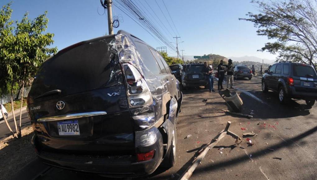 “Nos arrastró por 50 metros”: las imágenes más impactantes del accidente en anillo periférico