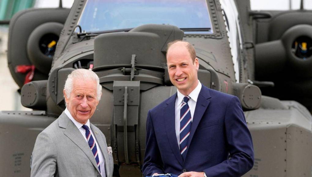 El Rey Carlos III entrega a William un cargo militar prometido a Harry