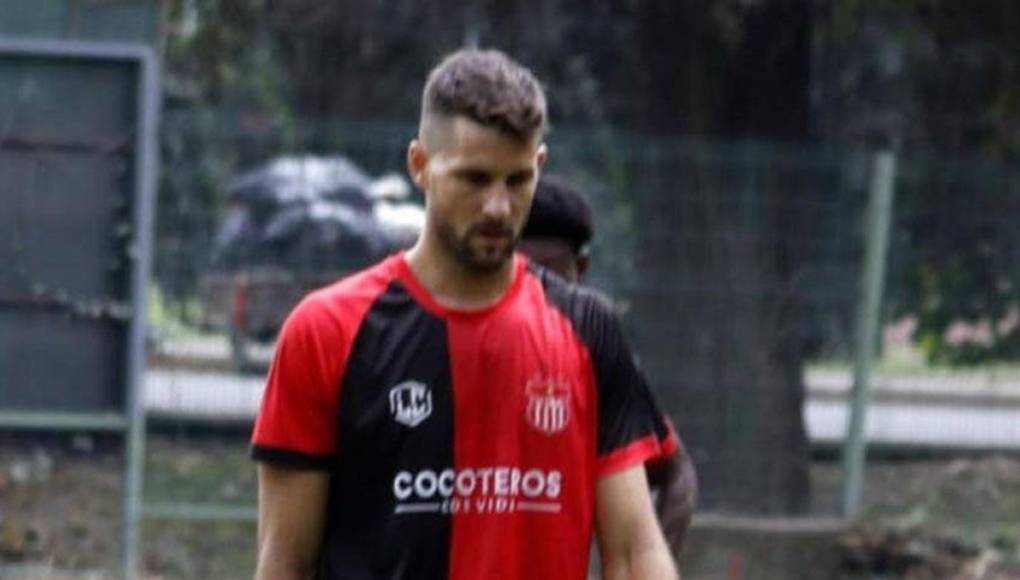 Mercado en Honduras: los jugadores y técnicos que se quedaron sin equipo