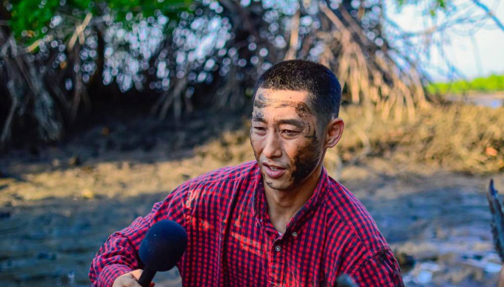 Shin Fujiyama demostró su habilidad sacando curiles en San Lorenzo