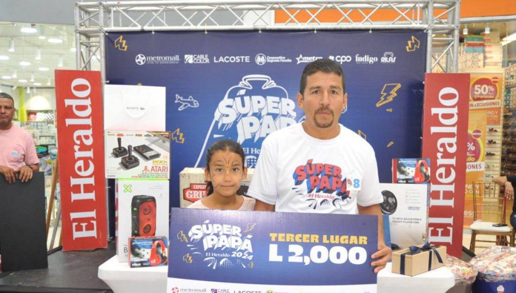 Felices y junto a sus hijos: Así fue la premiación del Súper Papá 2024