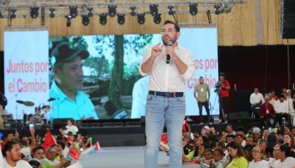 Jorge Cálix oficializa su precandidatura: “Libre no le pertenece a una familia”