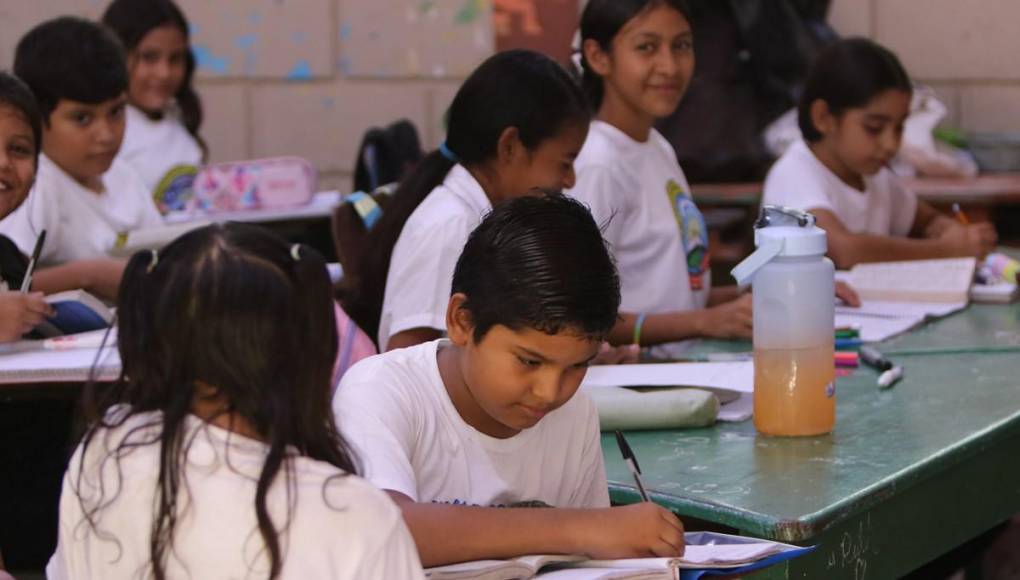 El bajo rendimiento y falta de recursos afectan aprendizaje de los niños en Honduras