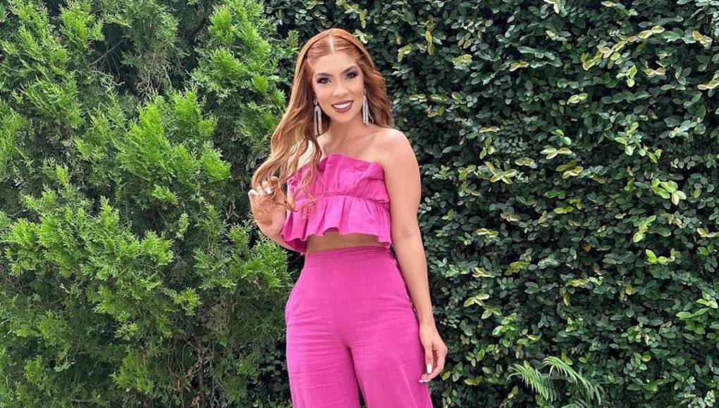 Laura Meza celebra sus tres décadas luciendo increíble cambio de imagen