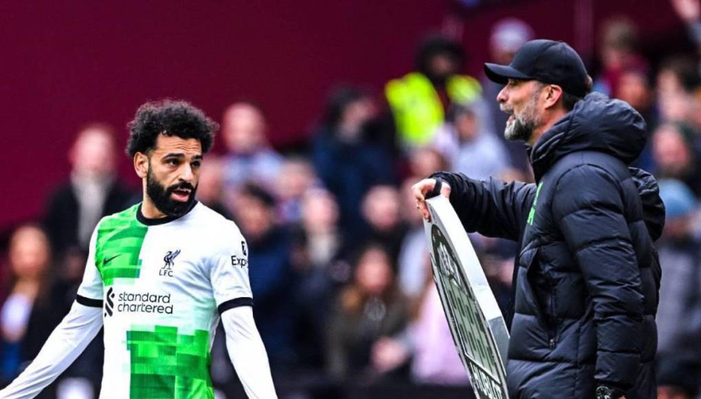 Salah se pelea con Klopp previo a ingresar en el West Ham-Liverpool