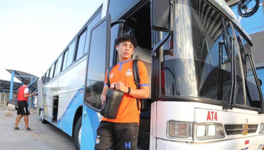 Así se vive el ambiente del Olimpia vs Lobos UPN en el Chelato Uclés