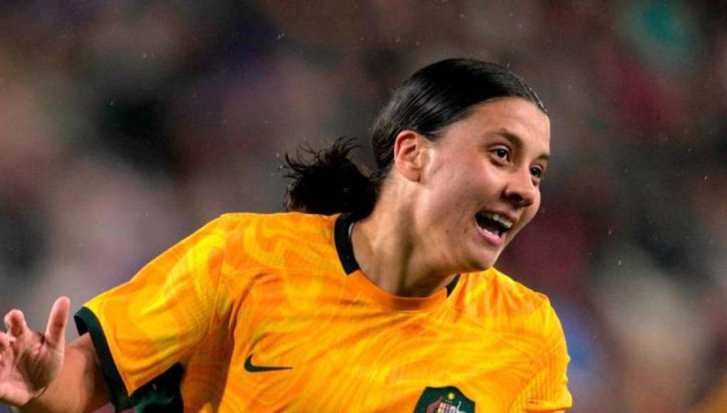 Sam Kerr es acusada por racismo contra un policía de Reino Unido