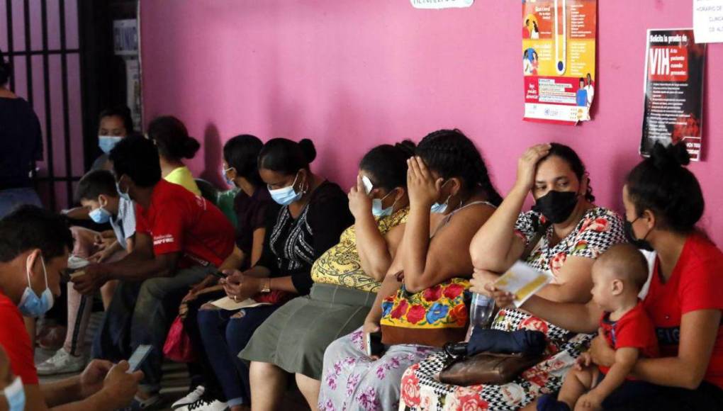 Capa de humo causa aumento de pacientes con problemas respiratorios en la capital