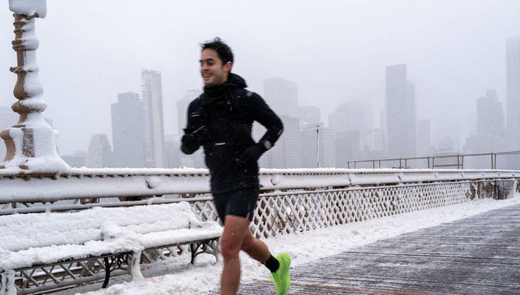 Tormenta de nieve sorprende a Nueva York tras dos años sin nevadas