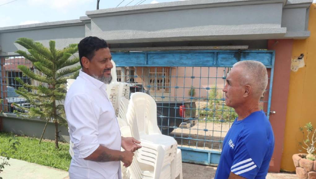 Familia, futbolistas y directivos despiden en velorio a la leyenda Hermelindo Cantarero