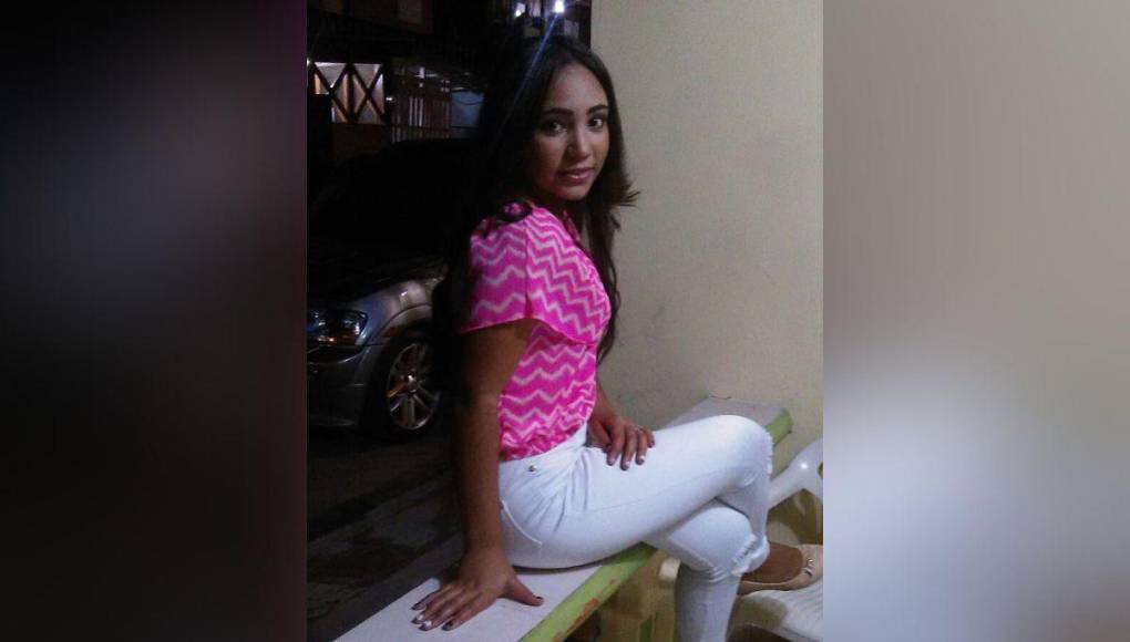 Fue atacada con bisturí y enterrada: Así era Leonela, joven asesinada en El Jicarito