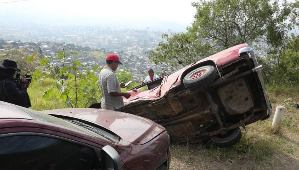 Las imágenes del accidente que dejó tres heridos en cuesta de El Hatillo