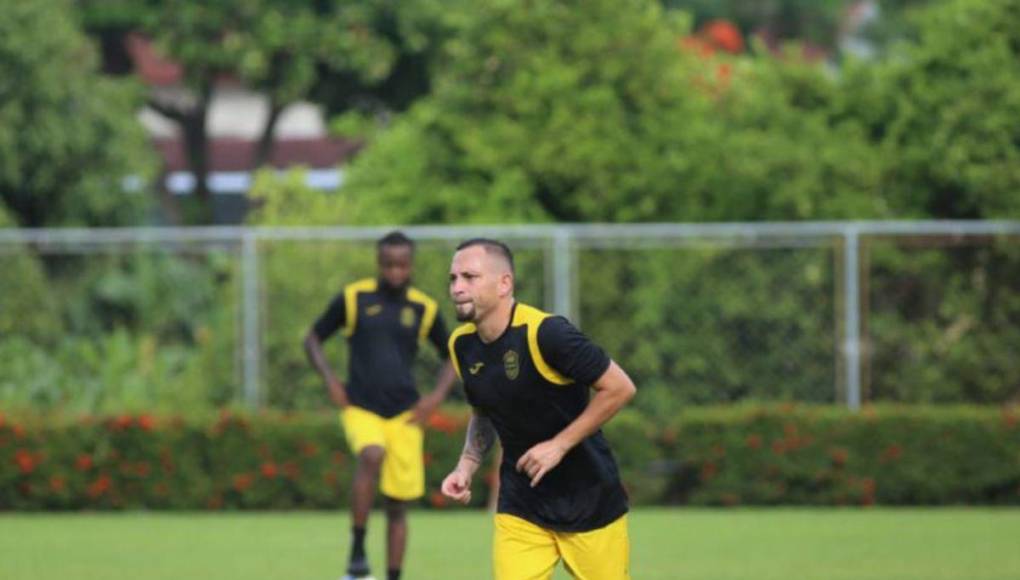 Mercado en Honduras: los jugadores y técnicos que se quedaron sin equipo