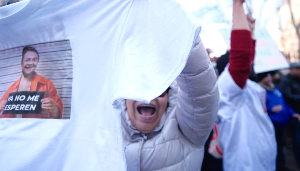 “¡Justicia! ¡No volverá!”: Así celebraron los hondureños tras conocer veredicto contra JOH