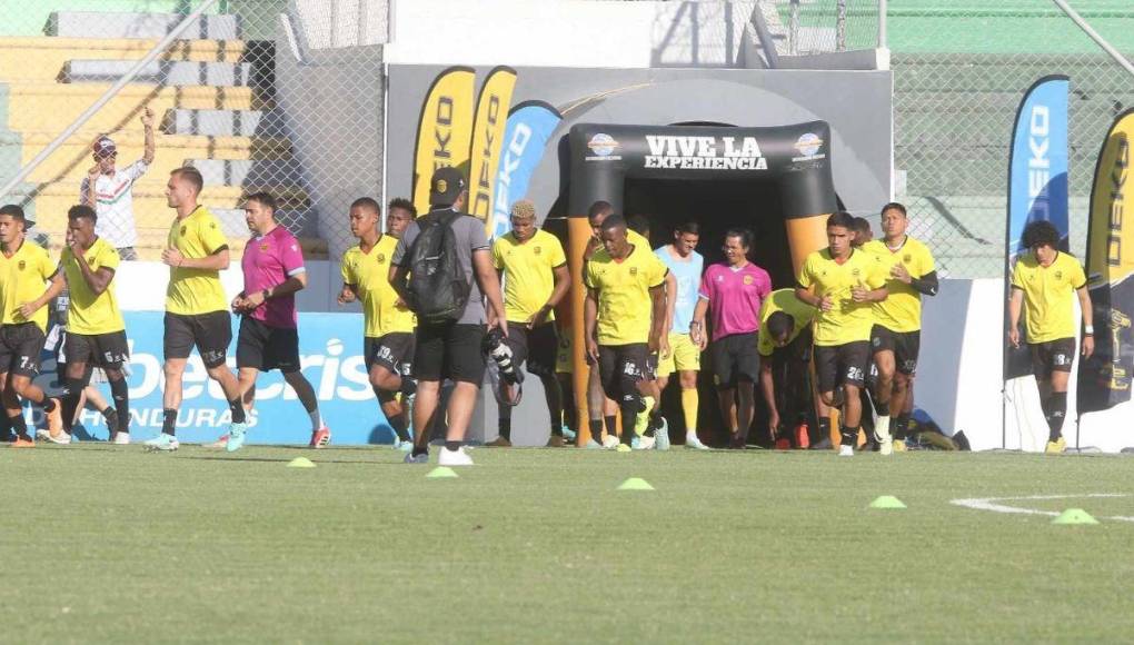 ¡El Estadio Carlos Miranda se tinta de Aurinegro! Ambiente Genesis vs Real España