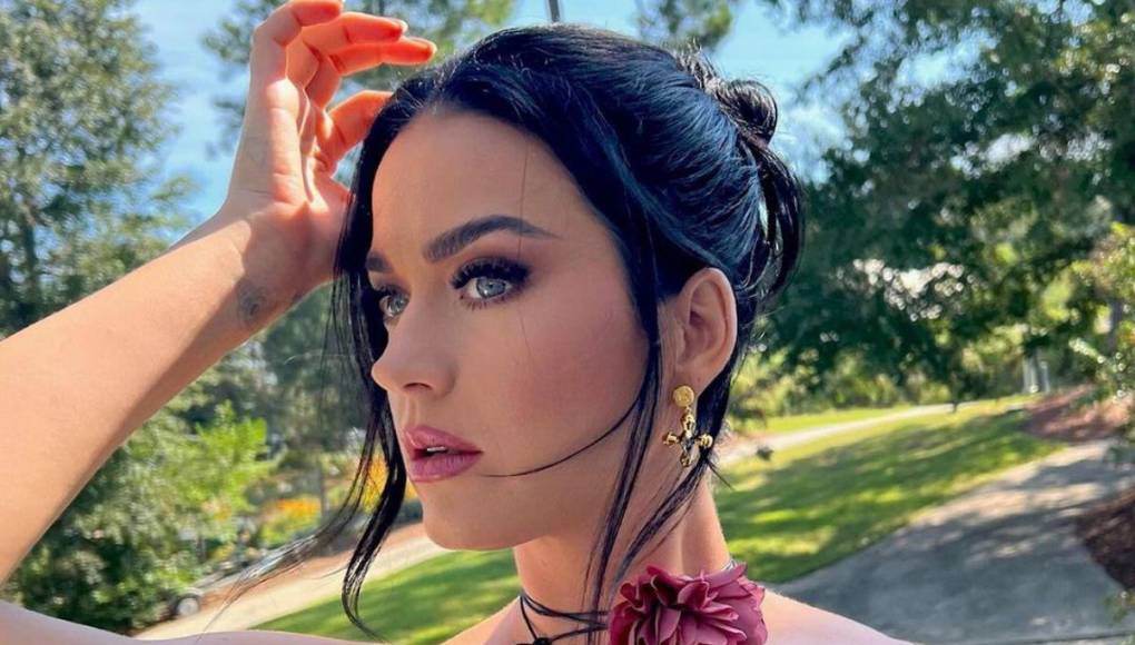 Katy Perry arrasa en YouTube y supera a Taylor Swift y Shakira con récord