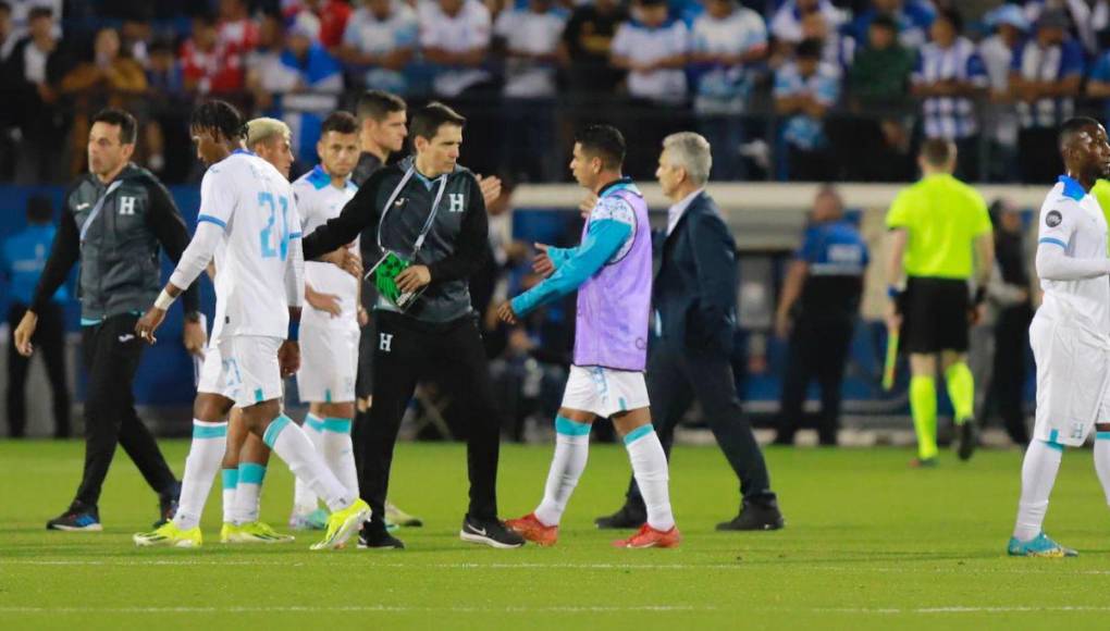 Caras largas en Honduras luego de dura eliminación ante Costa Rica