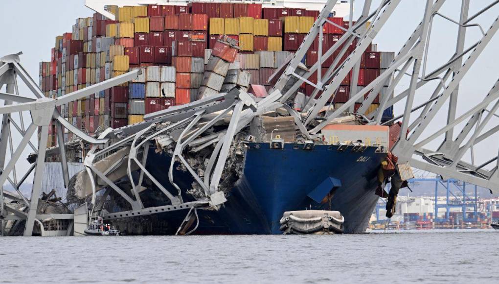 Lo que se sabe del choque de un barco contra el puente Francis Scott Key de Baltimore