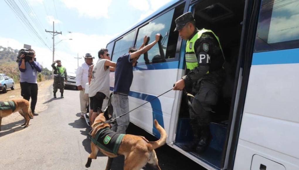 Inician operativos militares en carreteras previo a Semana Santa 2024