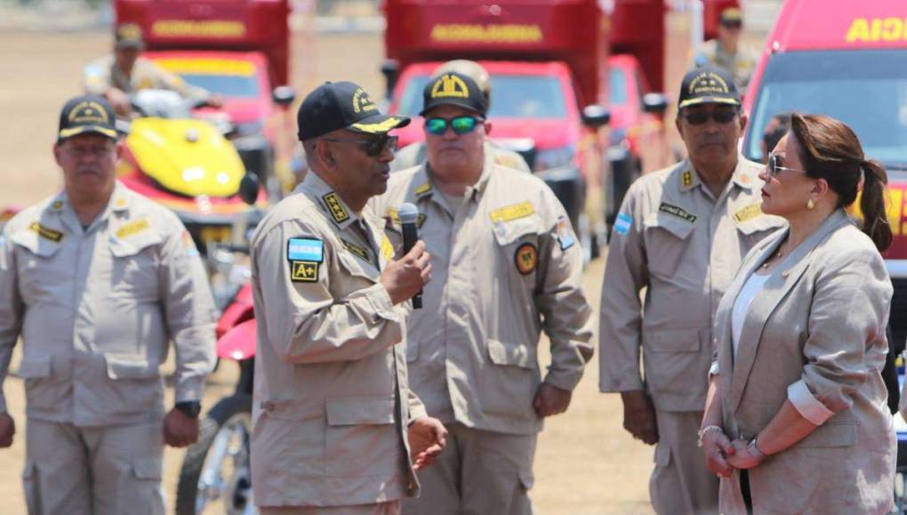 Ambulancias y flota acuática: El Cuerpo de Bomberos se fortalece