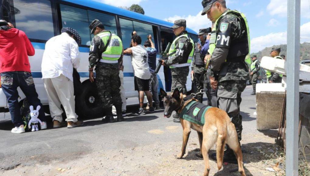 Inician operativos militares en carreteras previo a Semana Santa 2024