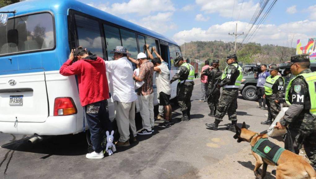 Inician operativos militares en carreteras previo a Semana Santa 2024