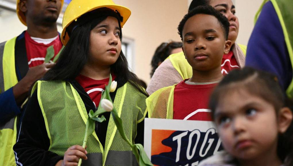 Emotivas misas y homenajes en honor a las víctimas del puente de Baltimore