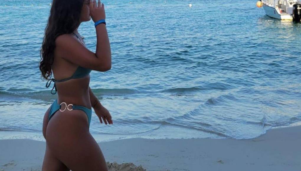 Hija de Pedro Troglio disfruta de las playas de Roatán y comparte su viaje