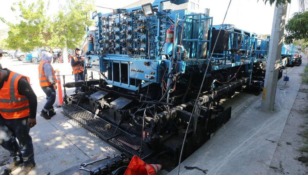 “Dragones” dejan como autopista la calle de Los Alcaldes luego de tres meses de trabajo