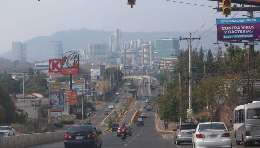 Fotos: la capital de Honduras luce casi vacía este Jueves Santo