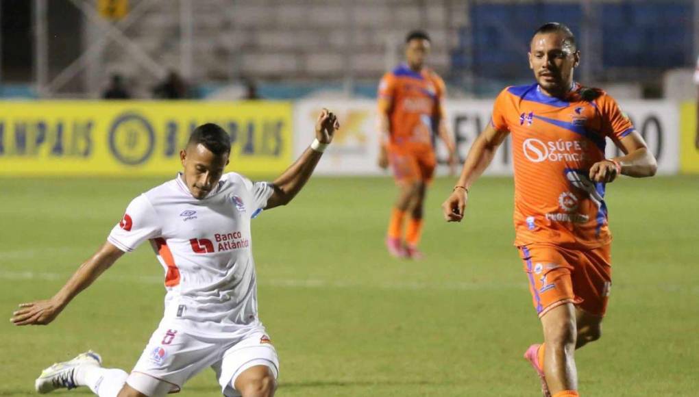 ¡Lo que no viste en TV! Así fue el Olimpia vs Lobos: selfis, goles y hasta bellezas