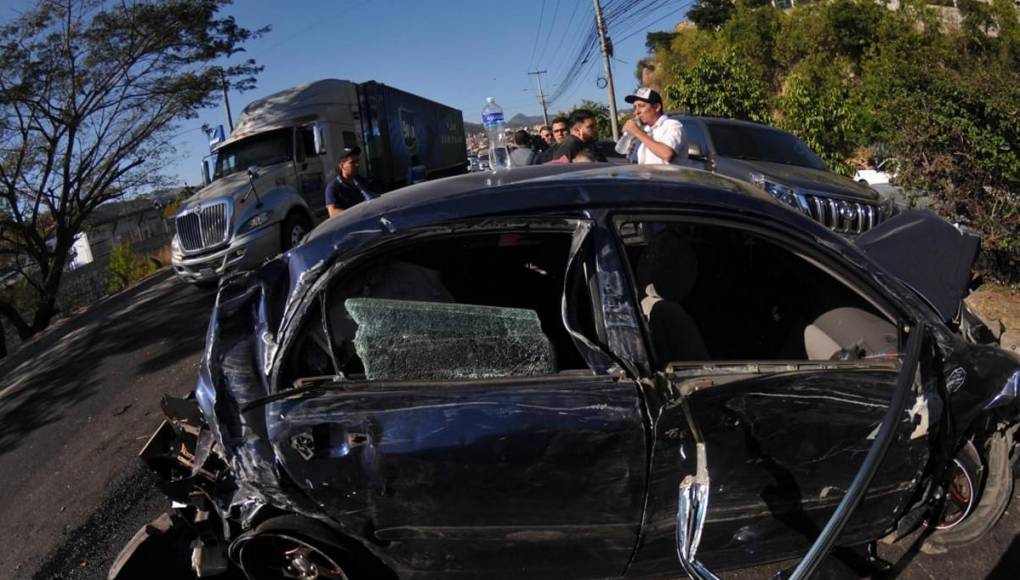 “Nos arrastró por 50 metros”: las imágenes más impactantes del accidente en anillo periférico