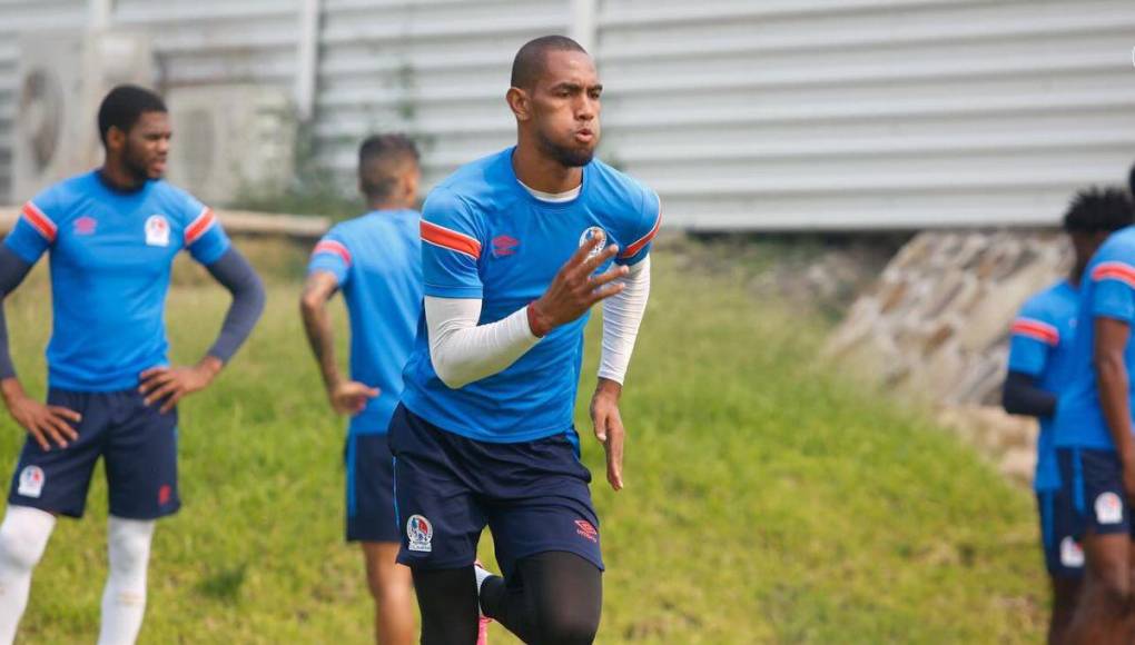 ¡Con dos altas! Troglio mandará ofensivo 11 titular de Olimpia ante Motagua